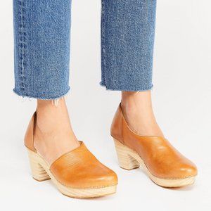 Free People Gently Used Monroe Clog Size 37/ US 7